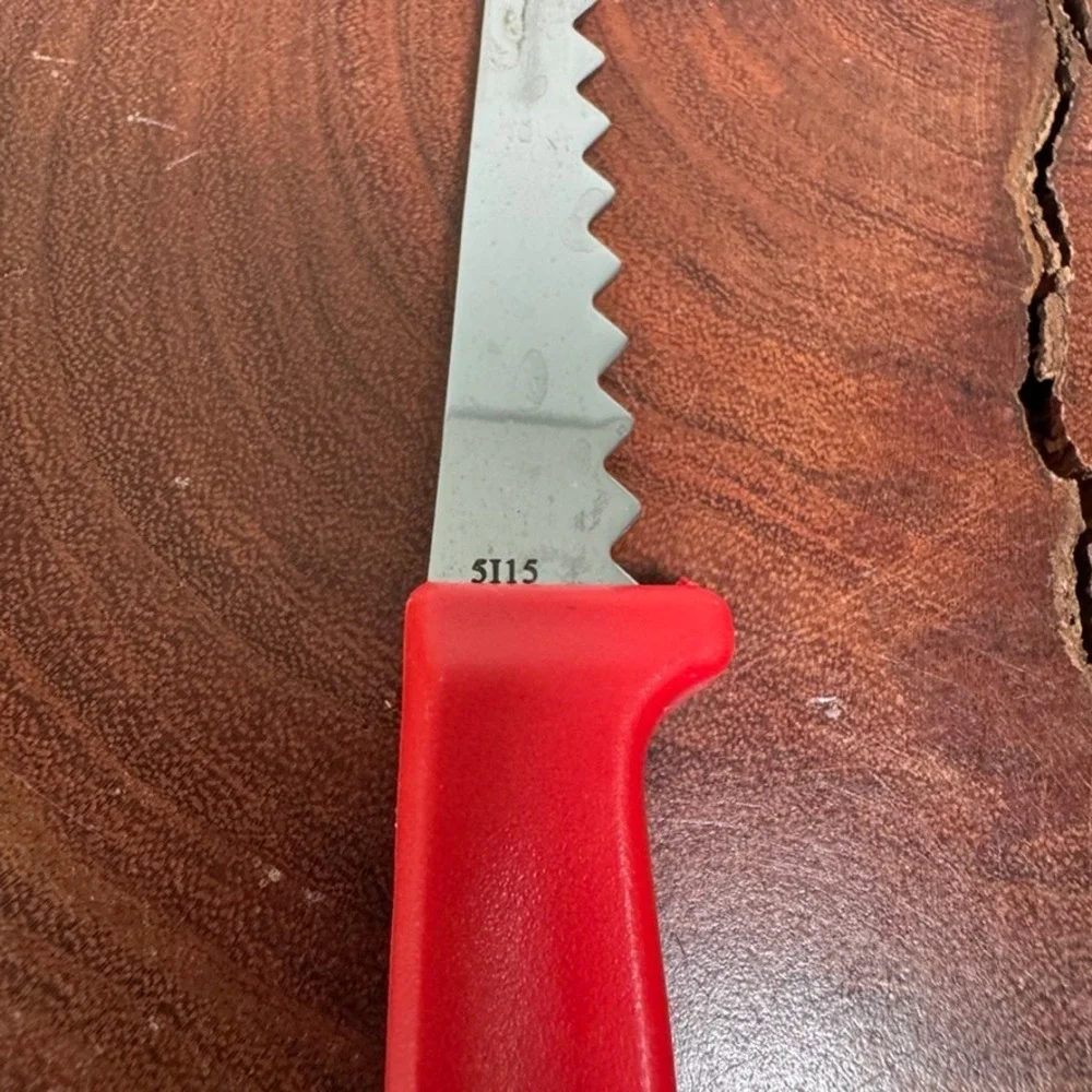 Pampered Chef Quikut Serrated Paring Knife Red Handle 5115 Stainless Steel 6.5in